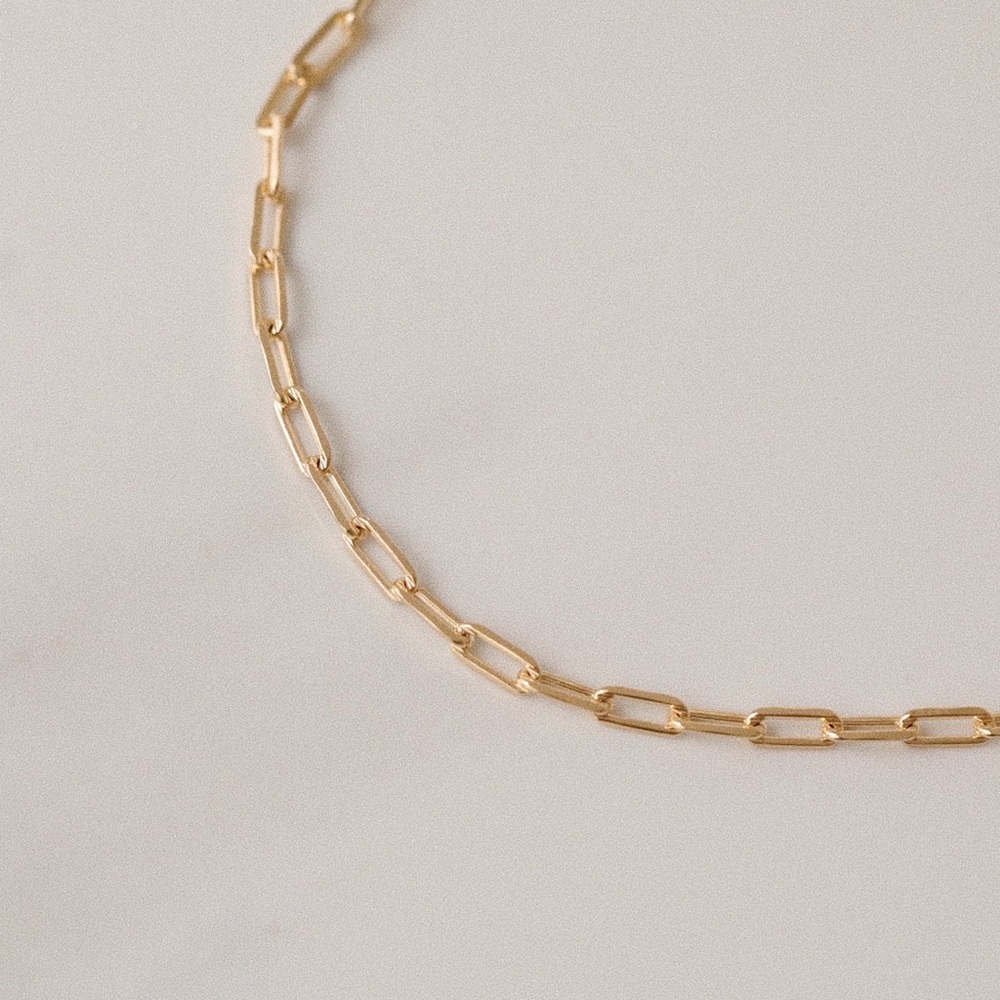 Petite Soho Chain Necklace | 18k Gold Filled - Picture 2 of 9